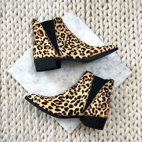 Steve Madden Shoes - New Steve Madden Leopard Print Chelsea Ankle Boots